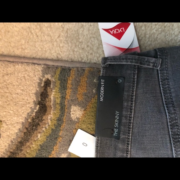 Ann Taylor Jeans NWT - Picture 4 of 4